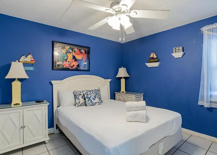 Ocean Breeze West 805
